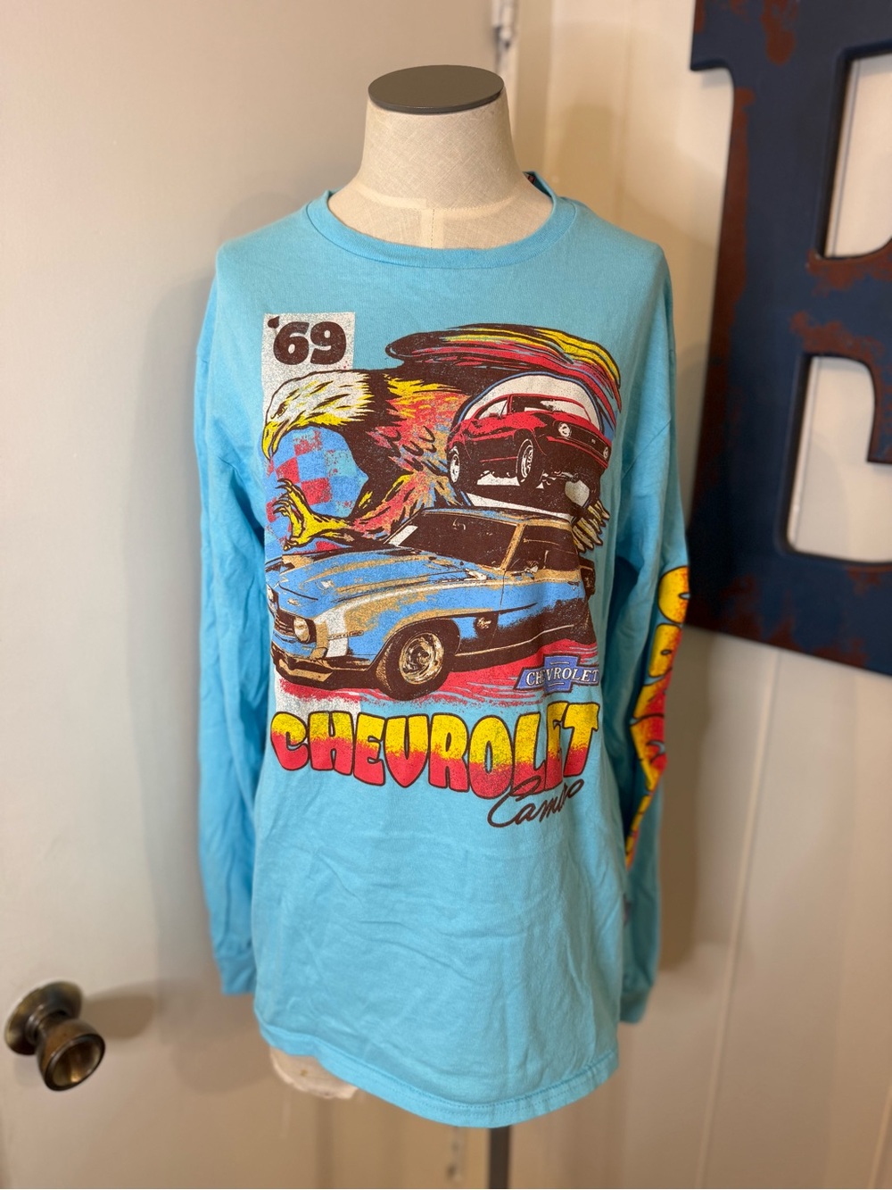 GM Chevrolet 69 Camaro Light Blue Retro Graphic Long Sleeve Tee Sz M